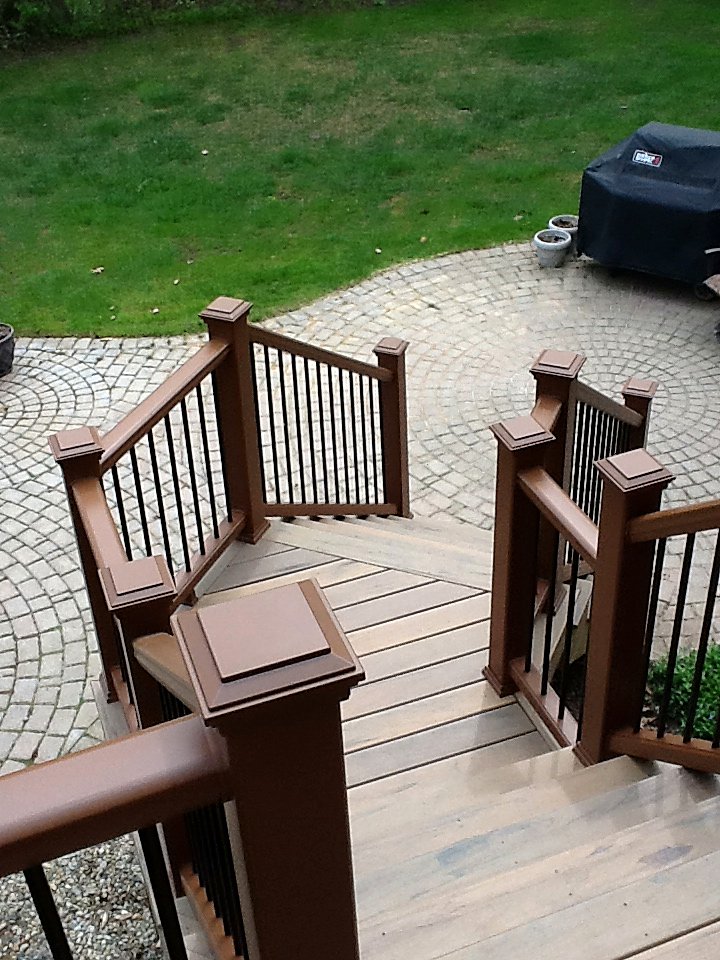 New Trex Transcend deck and staircase in Ann Arbor, MI