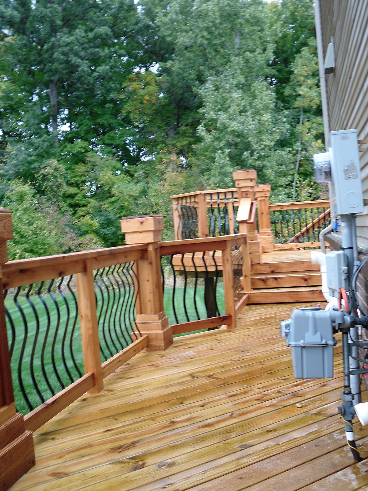 New deck rail post detail in Fenton, MI