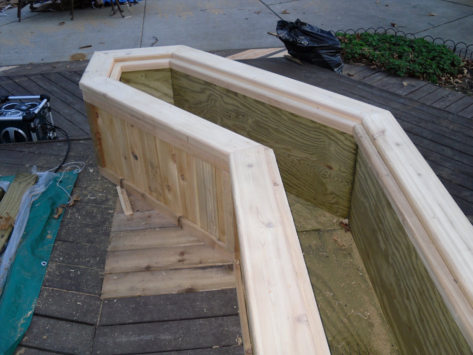Cedar flower box and deck steps in Troy, MI