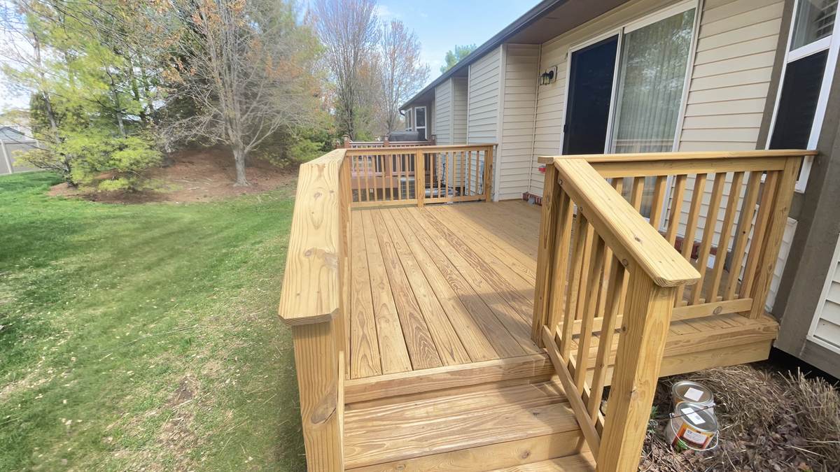 Recently stained deck in Warren, MI