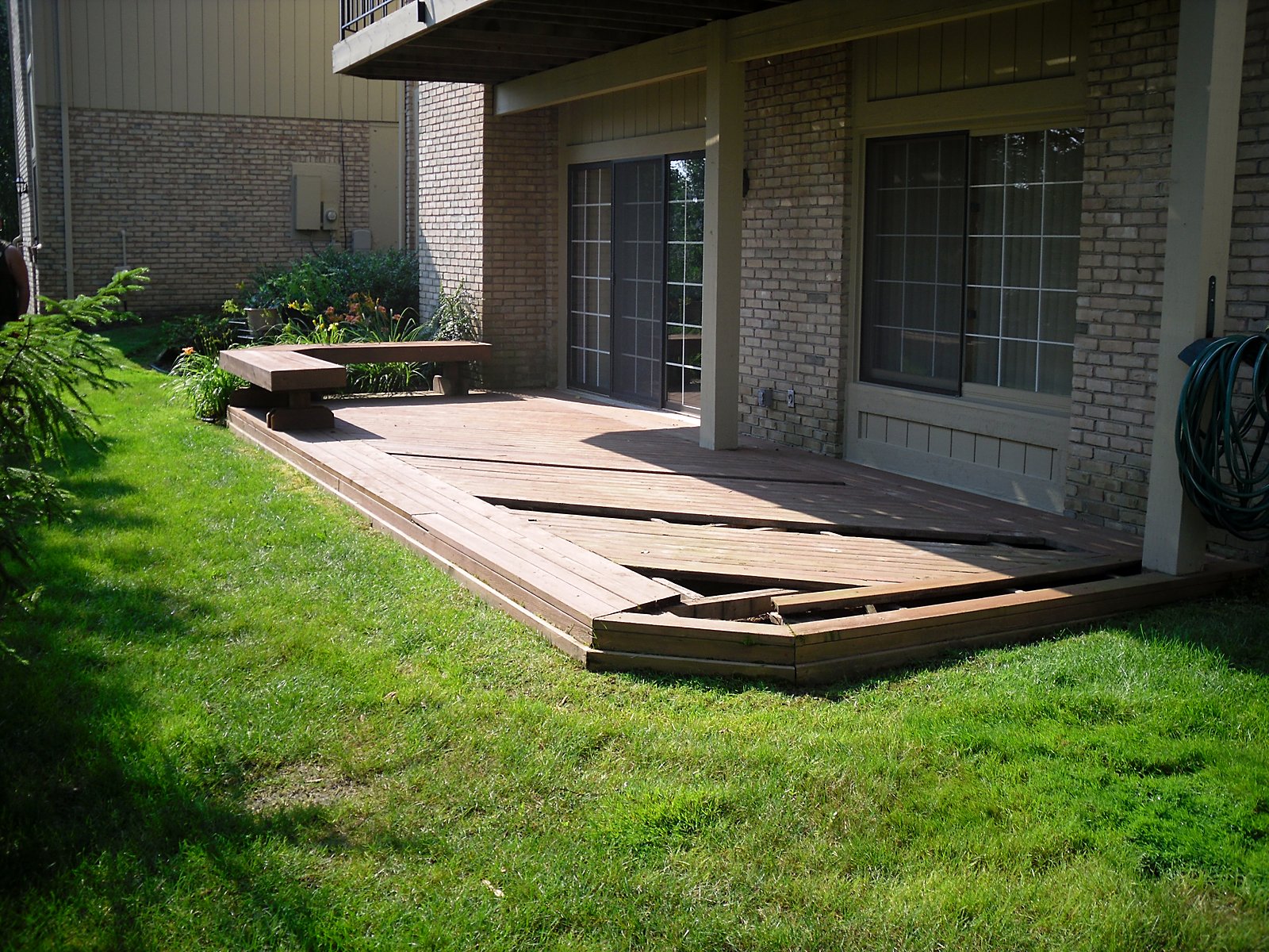 New composite deck steps in Southeast Michigan